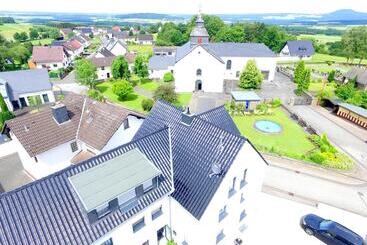 Отель Fast Lane