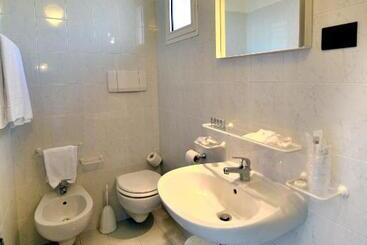 בית מלון כפרי Garden Bocca Di Magra