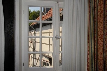 酒店 Zur Alten Krone