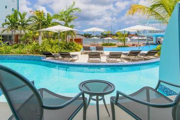 استراحتگاه Harbor Club St Lucia, Curio Collection By Hilton
