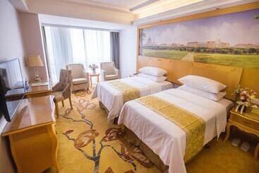 Vienna Hotel Guangdong Huizhou Jiangbei Sanxin