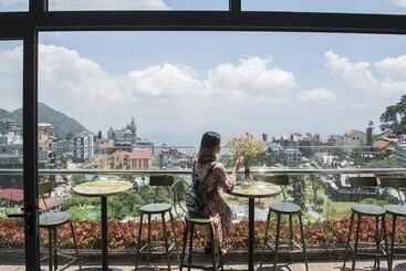 Отель Sofia Tam Dao & Spa