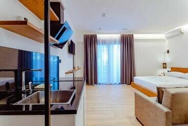 شقة فندقية Gloan Suites