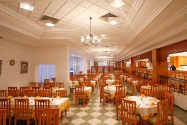 Отель Aljazira Beach & Spa Families And Couples Only