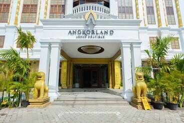 Отель Angkor Land Urban Boutique