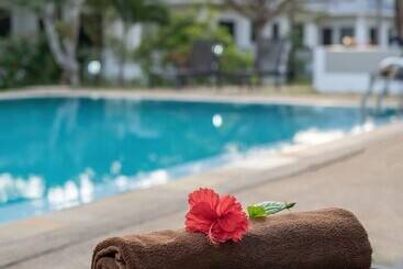 Isara Nai Yang Resort