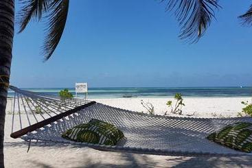 تختخواب و صبحانه Villa Kipara Beach