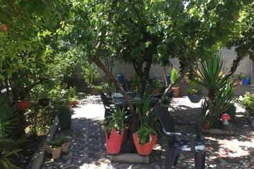 فندق صغير Ortachala Summer House
