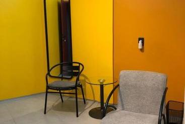 Artsy Vitoria Hostel