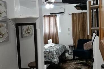 Bell At The Airport Suites   Adults Only