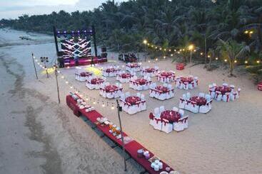 هتل Suoi Hong Resort