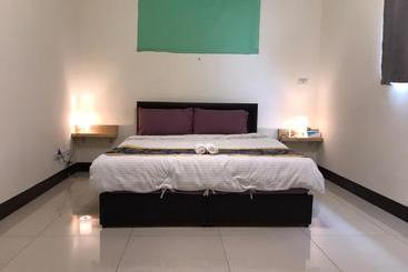 هاستل Kaohsiung Suite 1