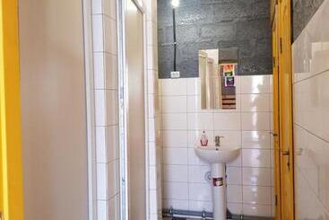 فندق صغير Travel Station