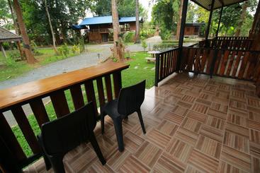 استراحتگاه Papa's Garden