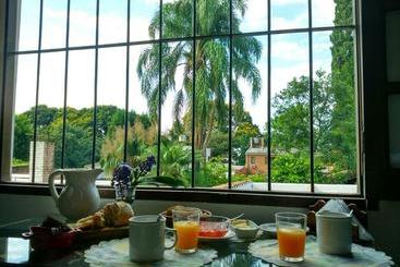 تختخواب و صبحانه Casa De Las Palmeras