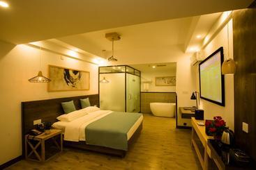 هتل Wenchang Time Inn Boutique