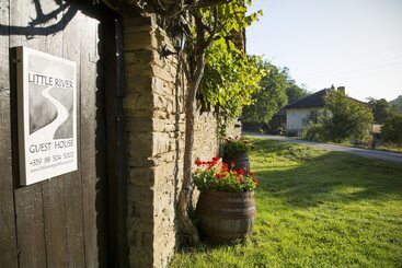 צימר Little River Guest House