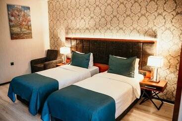 בית מלון כפרי Grand Vaves