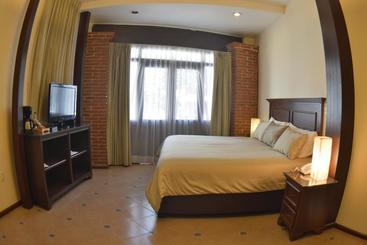 هتل Casa Rivas Culture And Spa