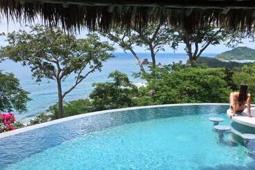 בית מלון כפרי Hush Maderas