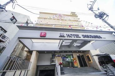 בית מלון כפרי Insomnia