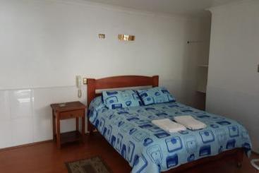 فندق Los Cardenales