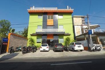 هاستل Reddoorz Near Ubud Village