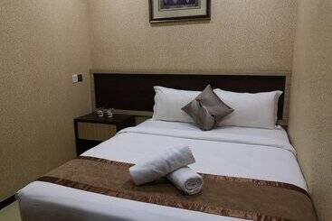 בית מלון כפרי Grand Palace Ampang