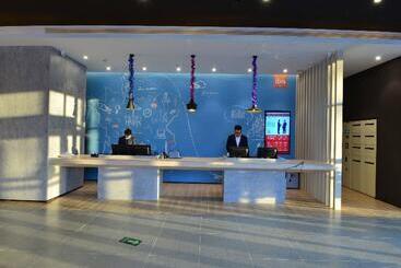 هتل Ibis Harbin Normal University
