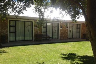 ベッドアンドブレックファースト Coffee@home  Ltd