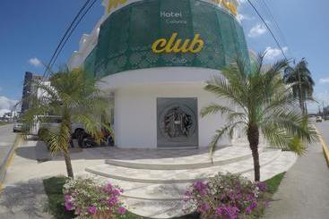 هتل Calarca Club