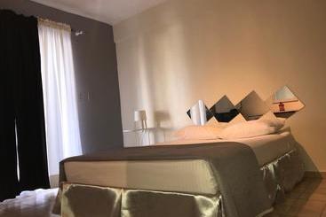 Nimat Hotel ( Hotel Villa Marianna)