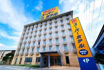 Super Hotel Kadoma