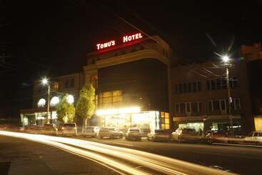 Hotel Tomu S