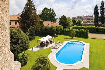استراحتگاه Villa Ida Lampugnani