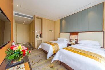 Vienna International Hotel Diecai Wanda High Speed rail Station