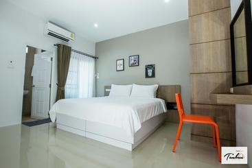 هاستل Tan Bann Mansion Surin