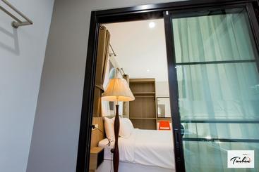 هاستل Tan Bann Mansion Surin