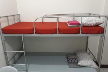 住宿加早餐  Jdl Residences Hostel