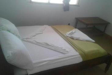 تختخواب و صبحانه Villa Mina Beachhouse