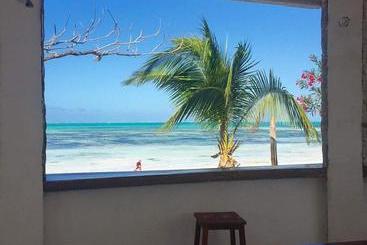 تختخواب و صبحانه Villa Mina Beachhouse