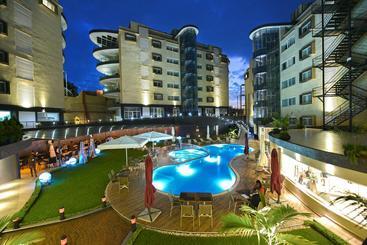 Protea Hotel By Marriott Kampala Skyz