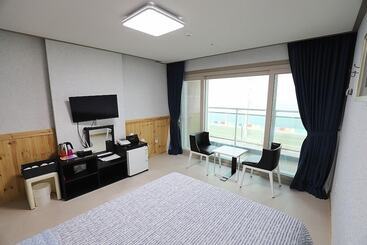 בית מלון כפרי The Four Hills