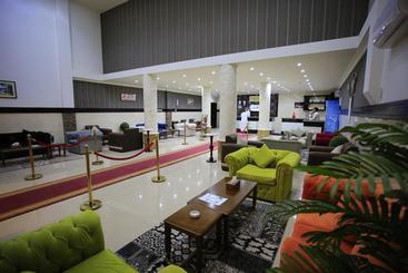 زيد للأجنحة الفندقية   Zaid Hotel Suites