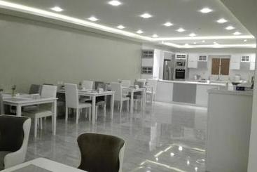 زيد للأجنحة الفندقية   Zaid Hotel Suites