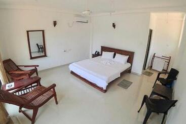 הוסטל Dolphin Cottage Mirissa