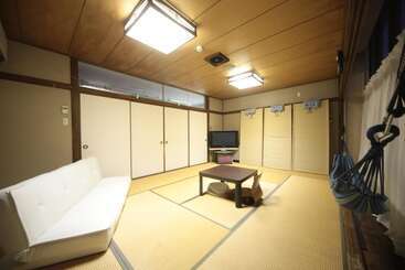 Cheap Inn Atotetsu   Hostel