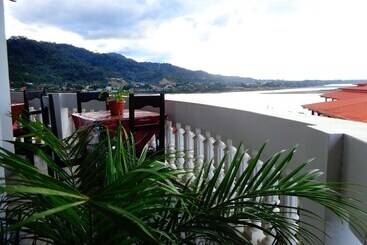 هتل Pampa & Selva