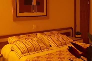 Отель Plaza Shopping