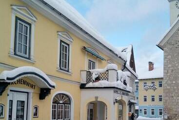 בית מלון כפרי Zum Goldenen Hirschen